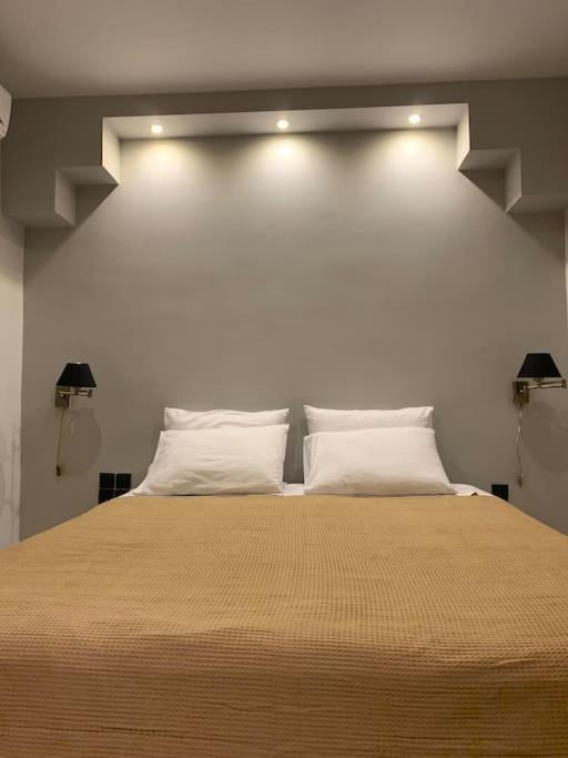 Varkiza Lux Apartment Екстер'єр фото